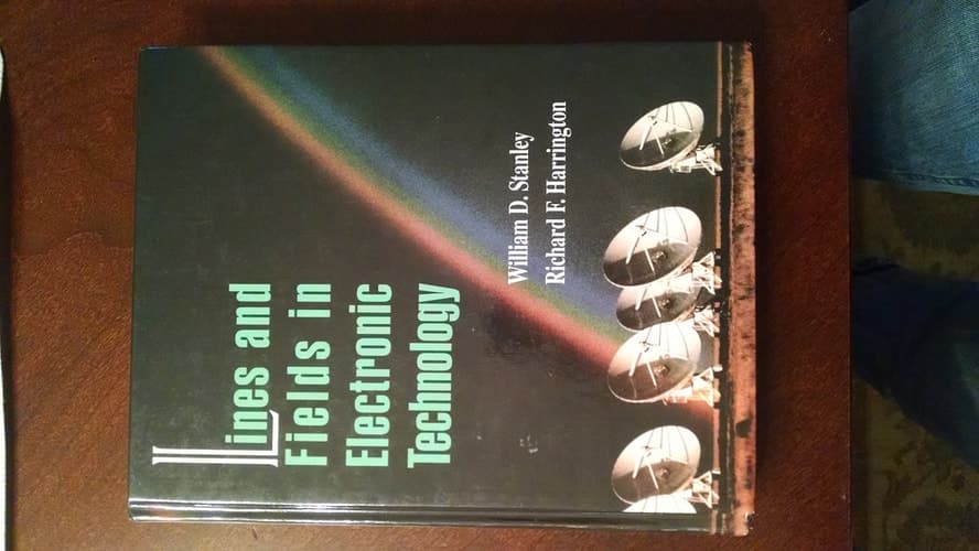 Cover of Lines and Fields in Electronic Technology