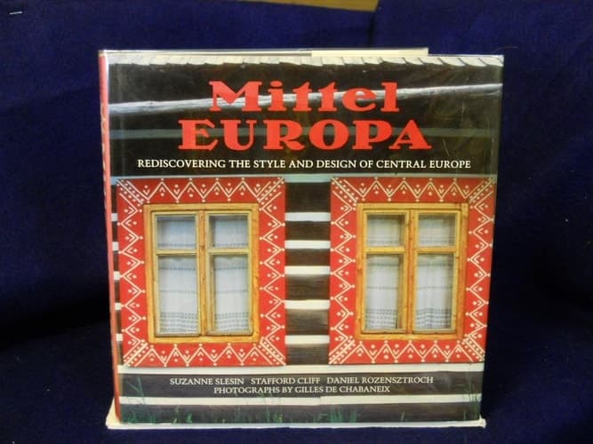 Cover of Mittel Europa: Rediscovering the Style and Design of Central Europe